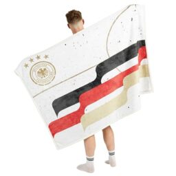DFB Sherpa Fleece Blanket - Official German Team Cuddly Blanket (152 x 117 cm) - 100% Recycled Polyester - Black Red Gold