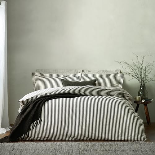 furn. Yard Hebden 100% Cotton Stripe Duvet Cover Set – Reversible Striped Bedding (Black, Super King)