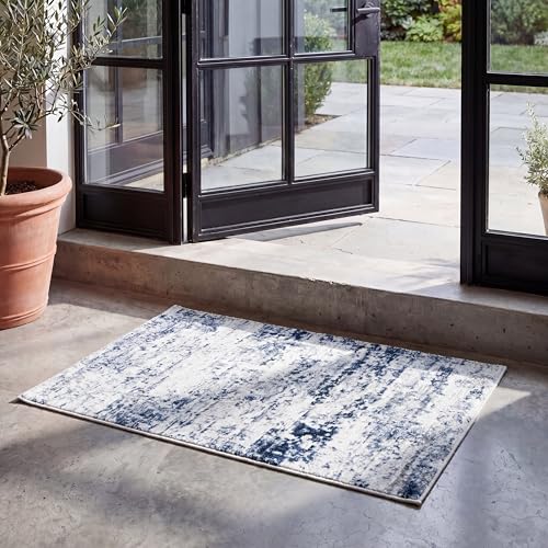 Safavieh Modern Rug for Living Room, Dining Room, Bedroom - Amelia Collection, Short Pile, in Ivory and Blue, 76 X 122 cm