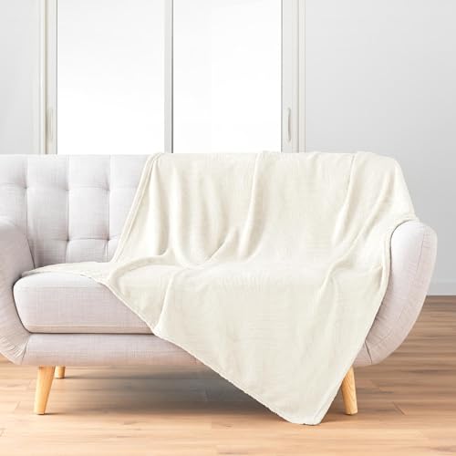 Douceur d'Intérieur, Blanket (125 x 150 cm) Nelia Natural, Embossed Flannel Plain