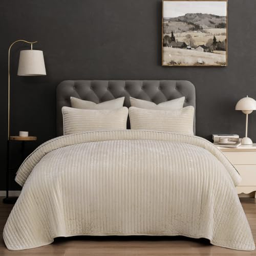 "PHF Luxury Velvet Quilt Set Queen Size ??? 3PCS Ultra Soft Quilted Comforter Alternative with Striped Channel, Cozy Quilted Bedspread, 1 Coverlet with 2 Matching Shams, 90"" x 92"", Sand"