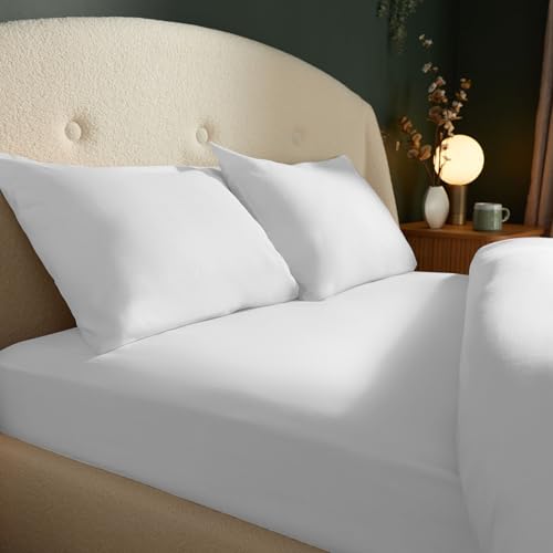 Silentnight Brushed Cotton Fitted Sheet - Soft Velvety Touch 100% Cotton - Cosy Warmth Feel - Breathable Brushed Hypoallergenic Fitted Sheet with Elasticated Corners, White, Double