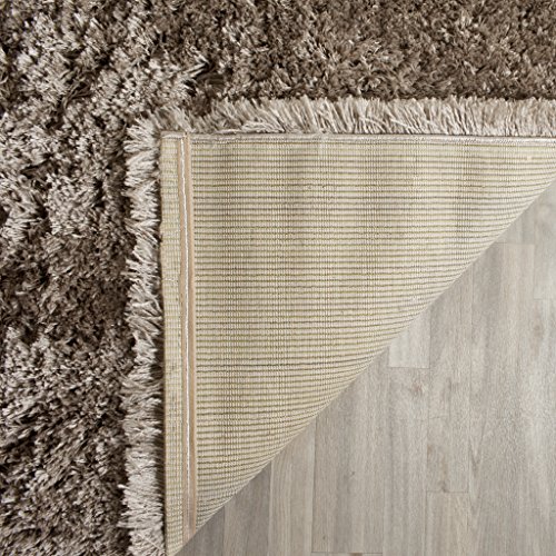 Safavieh Shag Rug for Living Room, Dining Room, Bedroom - Polar Shag Collection, Short Pile, in Mushroom, 122 X 183 cm