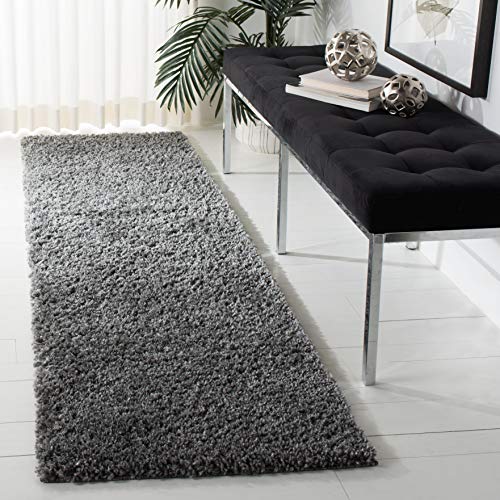 SAFAVIEH Shag Rug for Living Room, Dining Room, Bedroom - August Shag Collection, Short Pile, in Grey, 76 X 183 cm