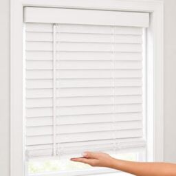 CHICOLOGY Cordless Faux Wood Blinds, Window Shades, 22''W x 72''H, Basic White