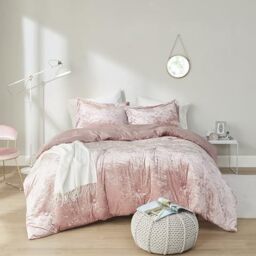 "Comfort Spaces Juliette Luxe Comforter Velvet Lush w/Button Tufted Design, Modern All Season Cover, Cozy Bedding Set, Matching Sham, Twin/Twin XL(66""x90""), Blush 2 Piece"