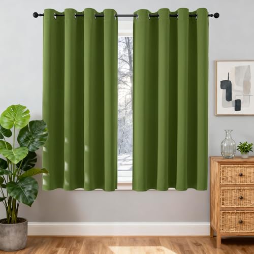 Joydeco Opaque Curtains with Eyelets, Set of 2, Blackout Curtain, Thermal Curtain, Heat Protection, Eyelet Curtain for Bedroom, Living Room (2 x H 137 x W 117, Green)