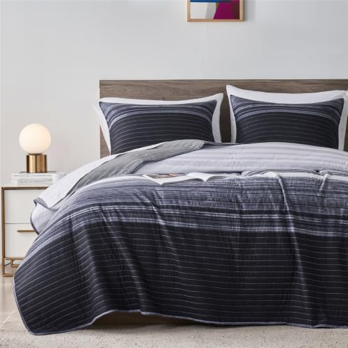 KAKIJUMN King/Cal King Quilt Bedding Set, Black White Grey Patchwork Striped Quilt Set, 3 Pieces Soft Lightweight Bedspread Coverlet Set with 1 Pillow Shams(Grey,King)