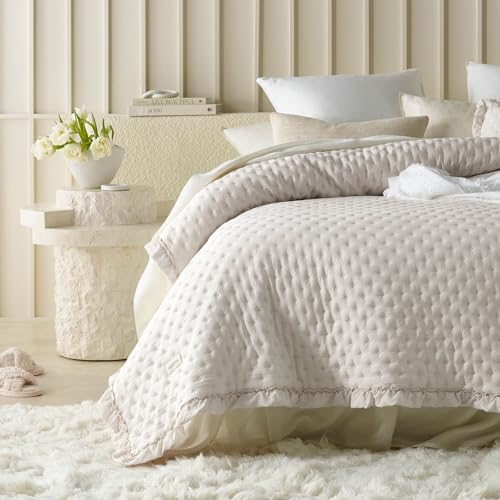 ROOM99 Molly Elegant Beige Bedspread 170 x 210 cm – Versatile as a Bed Throw or Sofa Throw – Quilted Style – Ideal as a Bedspread