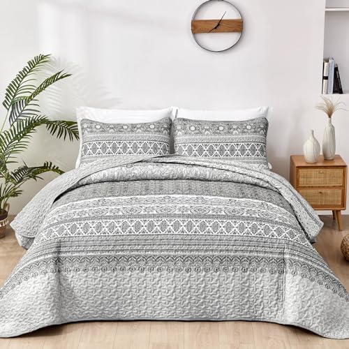 "WONGS BEDDING Boho King Quilt Set, Grey Bohemian King Quilt Bedding Set, Lightweight Microfiber Bed Decor Bedspread for All Season 103""x90""(3 Pieces)"