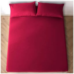 4ft Fitted Bed Sheet- Polycotton Small Double Fitted Sheet with Elasticated Corners- Machine Washable, Breathable Fitted Sheets- Red