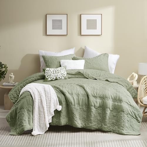 Boho Sage Green Quilt Queen Size Bedding Sets with Pillow Sham, Bohemian Lightweight Soft Bedspread Coverlet, Farmhouse Quilted Blanket Thin Comforter Bed Cover for All Season, 3 Pieces, 90x90 inches
