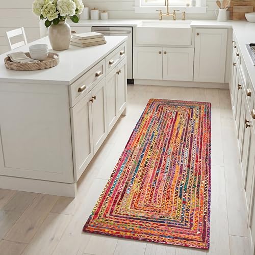 Safavieh Boho Rug for Living Room, Dining Room, Bedroom - Cape Cod Collection, Short Pile, in Red and Multicolor, 69 X 183 cm