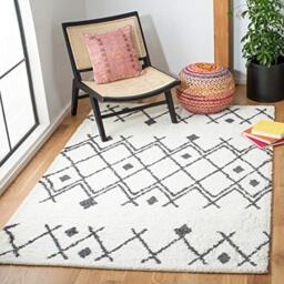 Safavieh Moroccan Shaggy Indoor Woven Rectangle Area Rug, Berber Shag Collection, BER164, in Cream / Navy, 91 X 152 cm for Living Room, Bedroom or Any Indoor Space
