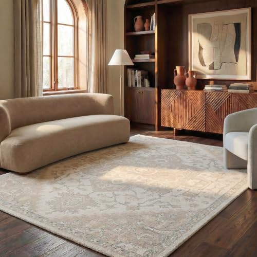 SAFAVIEH Traditional Rug for Living Room, Dining Room, Bedroom - Micro-Loop Collection, Short Pile, in Ivory and Beige, 240 x 300 cm