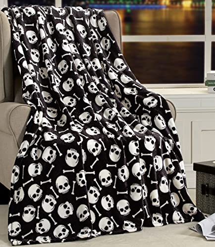 Elegant Comfort Lightweight Throw Blanket- Halloween Themed, Soft, Cozy and Plush- Throw Blankets, Perfect for Lounging This Spooky Season, 50 x 60 inches, Skull & Bones, Throw Blanket