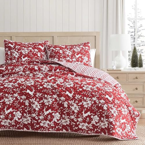 Martha Stewart Classic, Lightweight, Incredibly Soft & Wrinkle Resistant Quilt with Matching Pillowcases, 3 Piece Bed Set, Dancing Deer Red, King