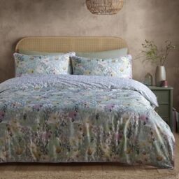 Appletree Abstract Floral Duvet Cover Set Double 200 x 200cm – 100% Cotton Bedding with Modern Floral Design, Includes 2 Pillowcases, Green
