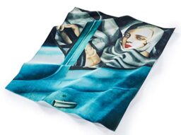 Musearta BT-TL-TB-V424376 Unisex Beach Towel with Tamara in The Green Bugatti by Artist Tamara de Lempicka Motif Cotton 120 x 150 cm