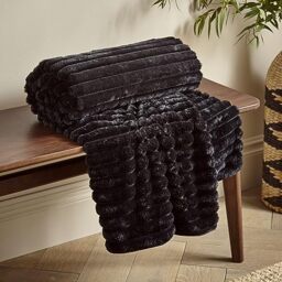 Catherine Lansfield Cosy Ribbed Faux Fur 130x170cm Blanket Throw Black