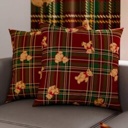 PETTI Italian Artisans - Pair of 45x45 cm Microfiber Cushion Covers, Christmas Pillow Cases, Christmas Decor Cushions for Bedroom, Sofa, Set of 2 Cushion Covers, Tartan Teddy Bear Pillow Case