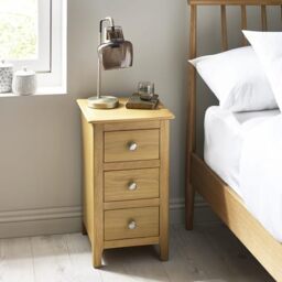 Julian Bowen Somerset 3 Drawer Bedside Table, Oak Compact Nightstand with Drawers for Bedroom, Living Room, Office - 57.5 x 34 x 35cm
