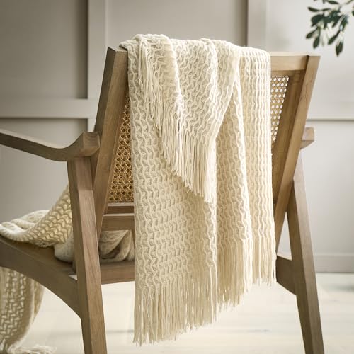Appletree Loft Textured Knit Throw 130 x 180cm Natural – Soft Knitted Blanket for Sofa or Bed with Chunky Pattern, Cosy Lightweight Decorative Home Throw in Natural