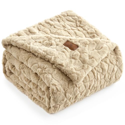 Cozy Bliss Faux Fur Throw Blanket for Couch, Fuzzy Soft Plush Thick Warm Fluffy Reversible Wave Textured Blanket for Sofa Bedroom Living Room, 55 * 70 Inches Kahki