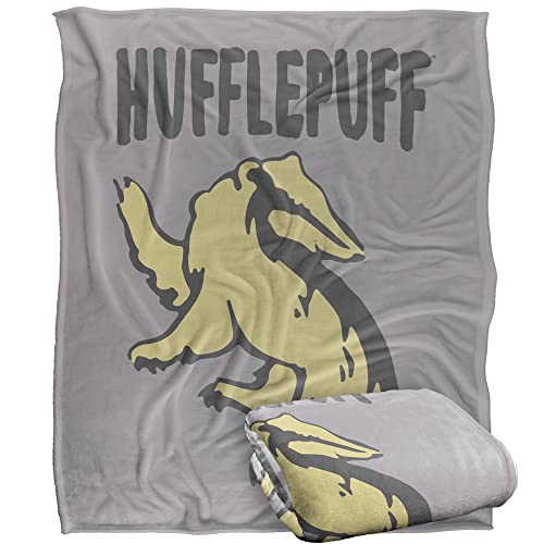 HARRY POTTER Blanket, 152 x 127 cm The Hufflepuff Silky Touch Super Soft Throw Blanket