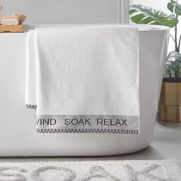 Catherine Lansfield Relax And Unwind 90x140cm Bath Sheet White