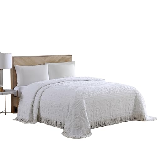 Beatrice Home Fashions Medallion Chenille Bedspread, Twin, White