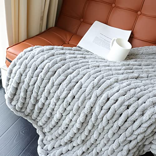 Maetoow Chenille Chunky Knit Blanket Throw (40×50 Inch), Handmade Warm & Cozy Blanket Couch, Bed, Home Decor, Soft Breathable Fleece Banket, Christmas Thick and Giant Yarn Throws, Grey