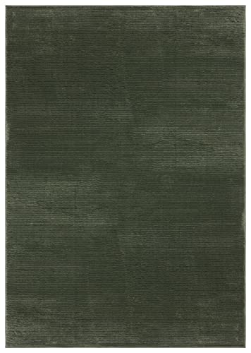 Safavieh Contemporary Rug for Living Room, Dining Room, Bedroom - Revive Collection, Short Pile, in Green, 183 X 274 cm