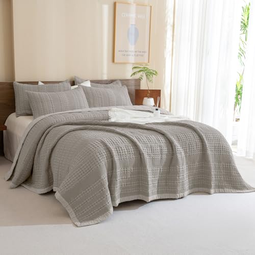 "CozyTide Oversized King Bedspread 128""x120"",Cotton Dark Khaki Waffle King Quilt Bedding Set Oversized 3 Pieces Lightweight Farmhouse Extra Large King Bedspread & Coverlet Sets Ultra Soft"