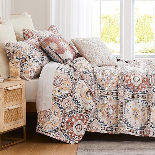 Southshore Fine Living, Inc. Full or Queen Size Quilt Set, 7-Piece with 2 Pillow Shams, 2 Euro Shams, Throw Pillow & Throw Cover, Boho Bedding Set, Queen/Full Size Quilts for Bed, Kilim Natural