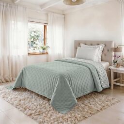 Summer Quilt Water Washed, Microfibre Duvet, Quilted and 100 g Filling, Bed 1.5 220 x 250 cm - Milky Green/Bianco