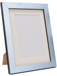 Q7 Picture Photo and Poster Frame, Silver with Ivory Mount, 24 x 18 Inch Image Size 45 x 30 cm, Plastic Glass