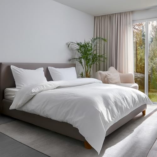 Double Bed Duvet Cover Set, Brushed Polyester Microfibre, White - Double Duvet Cover + 2 Pillowcases 50 x 80 cm - Soft, Durable and Easy to Wash