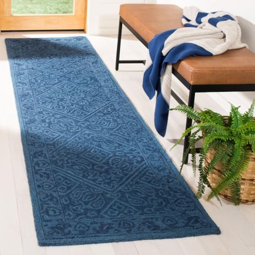 Safavieh Contemporary Rug for Living Room, Dining Room, Bedroom - Dip Dye Collection, Short Pile, in Navy Blue, 68 x 213 cm