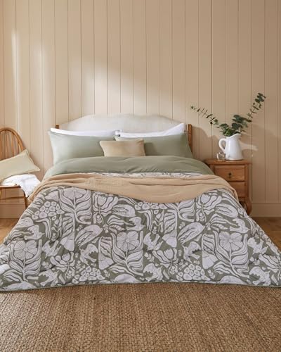 Night Lark Coverless Duvet and Pillowcase Set, Spring Summer Collection – 6 Tog Coverless Double Duvet with Advanced Smartfil® Fibre, Machine Washable, Hypoallergenic – Olive Meadow, Double Bed Size