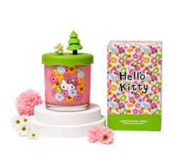 Hello Kitty Seasonal Candle – 213g 1-Wick Candles 35hr Burn Time – Sweet & Floral Fragrances Home Decor, Women Birthday Candle Gift (Spring Blossom (Lilac))