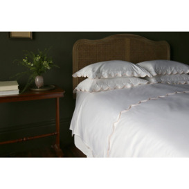Scallop Duvet Cover - King 230cm x 220cm - 5ft - White - Taupe