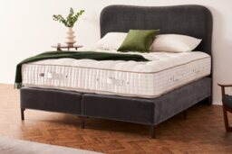 Vispring Magnificence Mattress and Divan Set