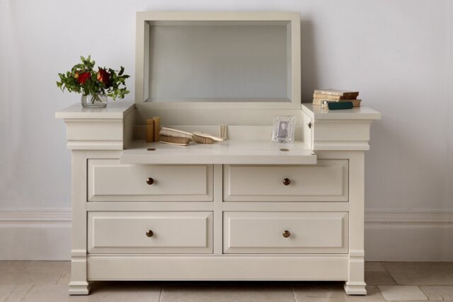 Manoir Painted Dressing Chest