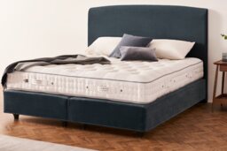 Vispring Herald Superb Mattress and Divan Set