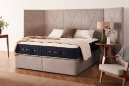 Vispring Diamond Majesty Mattress and Divan Set