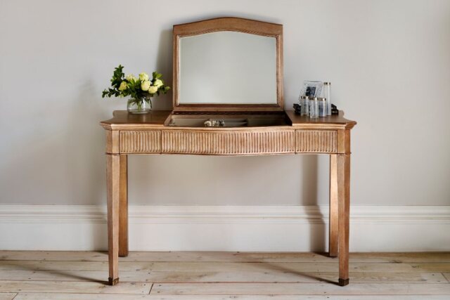 Eclectic Leafed Dressing Table
