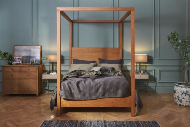 Magellan Four Poster Bed