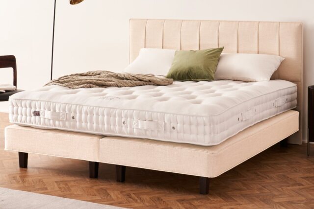 Vispring Devonshire Mattress and Divan Set