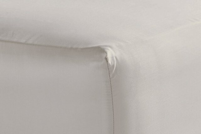 Bedfolk Luxe Cotton Fitted Sheet
